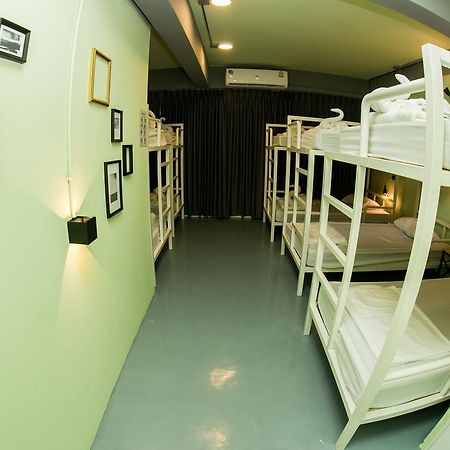Samsen 8 Hostel Bangkok Zewnętrze zdjęcie
