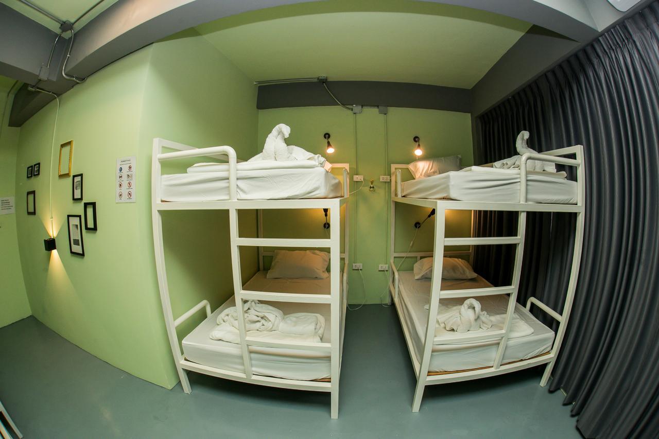 Samsen 8 Hostel Bangkok Zewnętrze zdjęcie