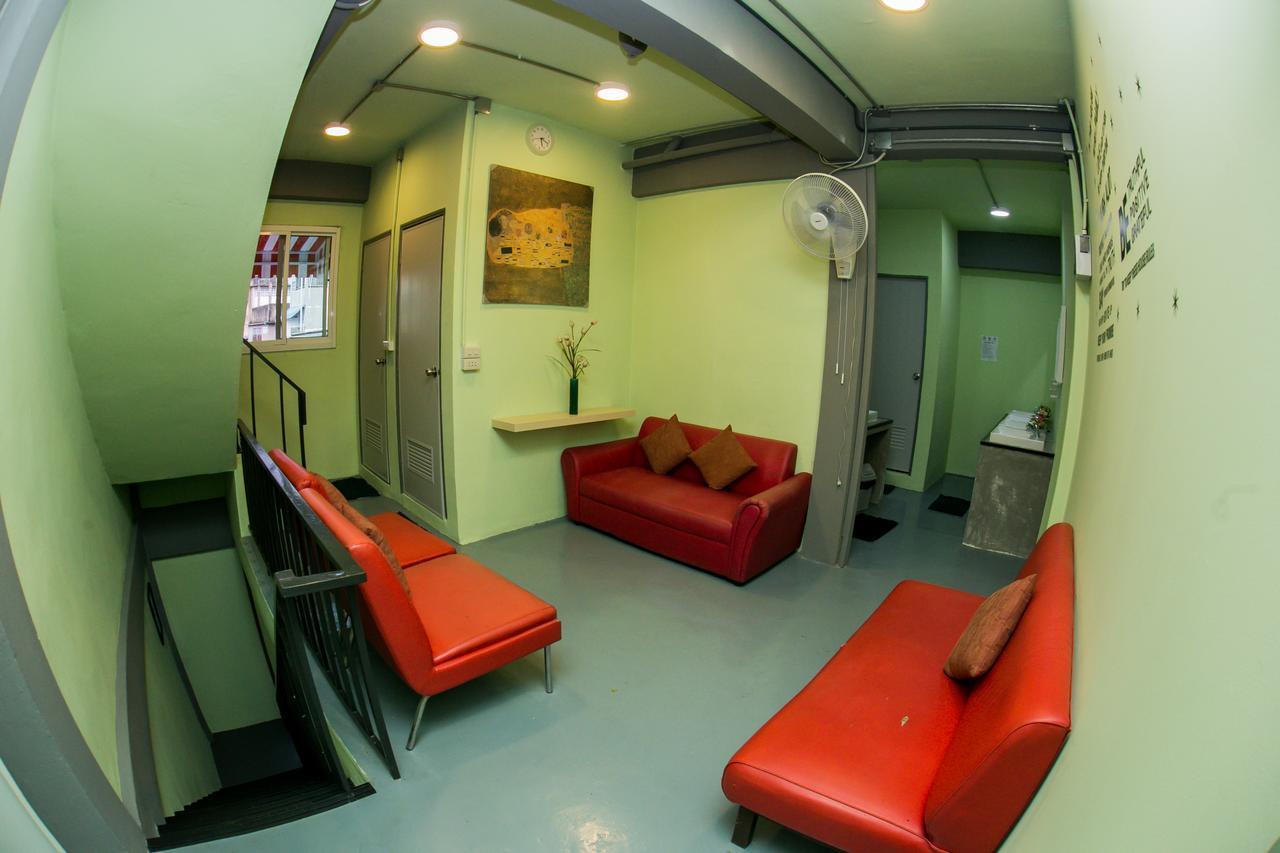 Samsen 8 Hostel Bangkok Zewnętrze zdjęcie
