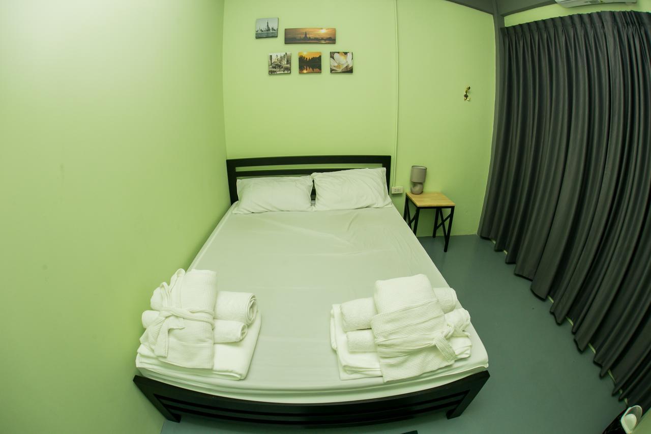 Samsen 8 Hostel Bangkok Zewnętrze zdjęcie