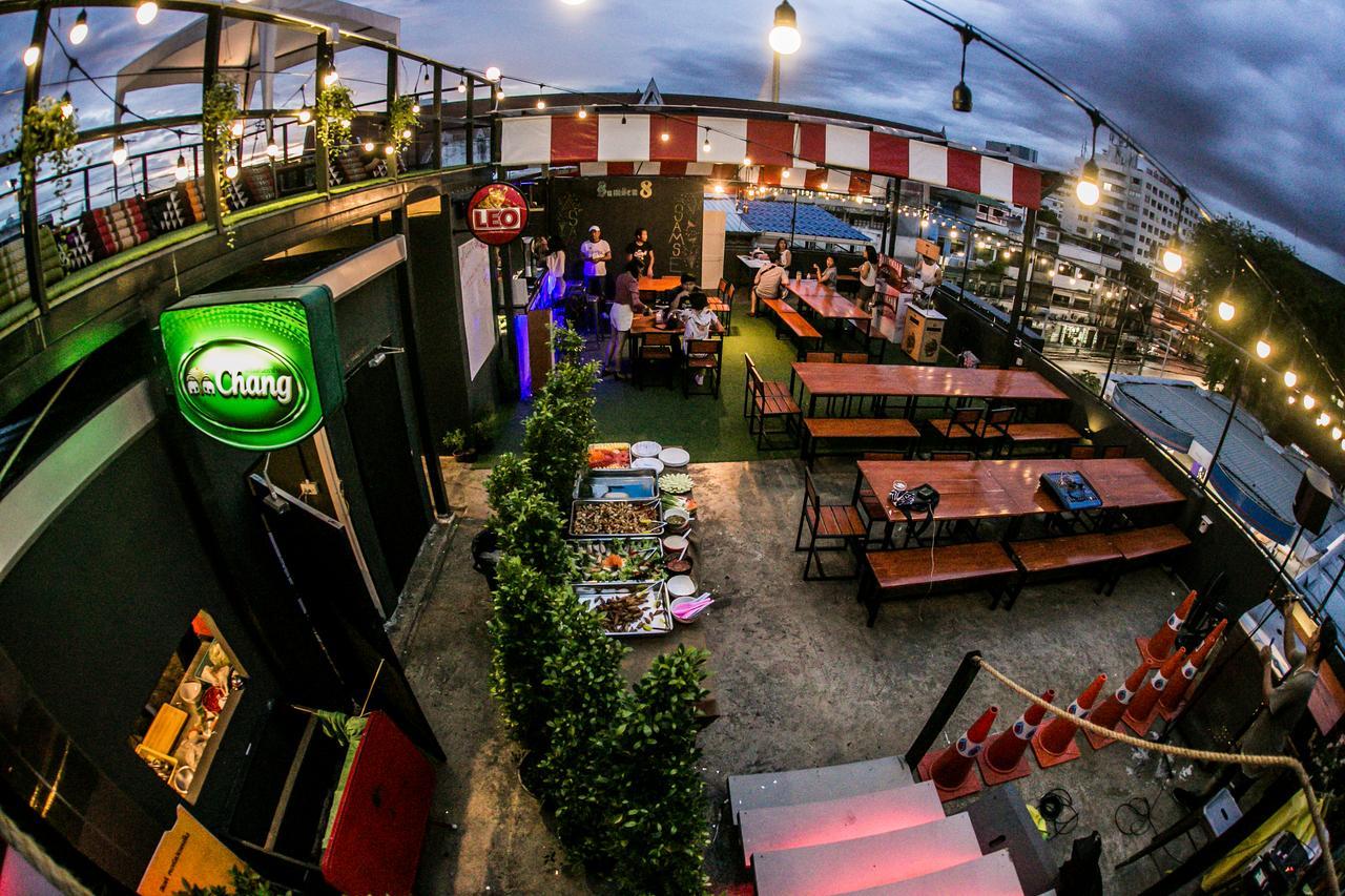 Samsen 8 Hostel Bangkok Zewnętrze zdjęcie